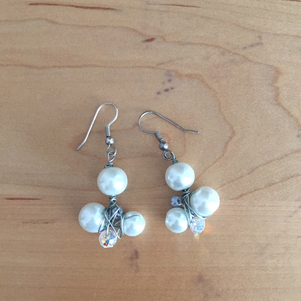 Used hand made pearl rhinestone earrings